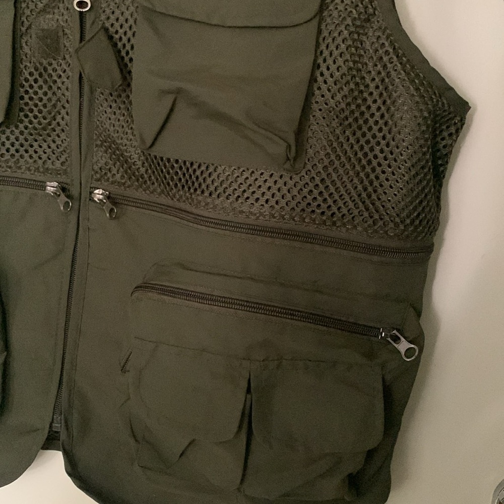 Outdoor Tactical Full Zip Mesh Vest - Picture 5 of 7